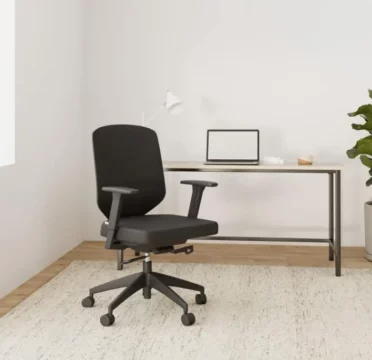 fauteuil de bureau ergonomique hjh office delight pro avec un bureau assis debout